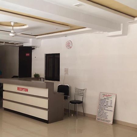 Amber Hotel Barmer Exterior foto